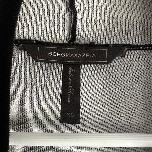 Bcbg wrap like sweater. Good condition size xs - Picture 2 of 5